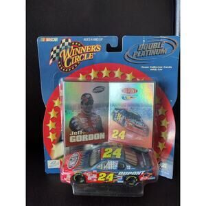Jeff Gordon #24 Dupont 2001 Winners Circle Double Platinum 1:43 Diecast